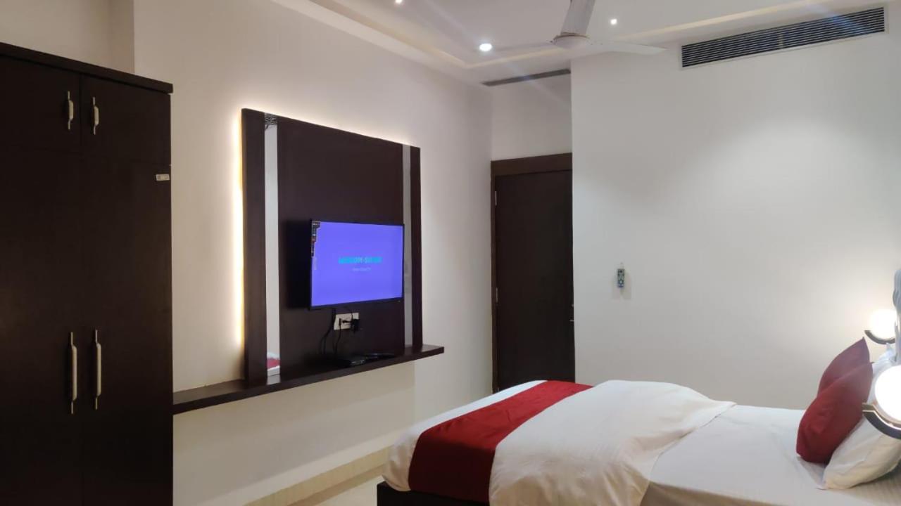 Hotel Relax Бхопал Экстерьер фото